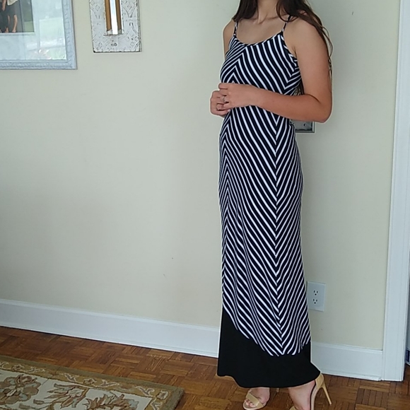 Beige by eci Dresses & Skirts - Beige by eci Maxi Dress. Size 4
